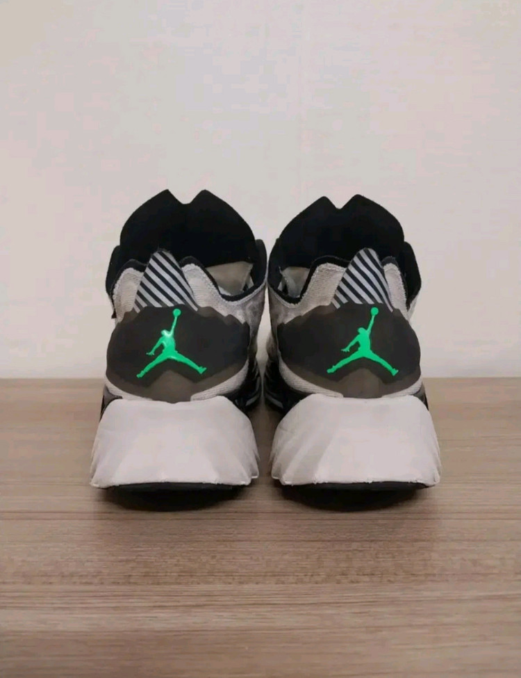 남성 나이키 조던 줌 트루서 얼티메이트 운동화 (275) 이미지