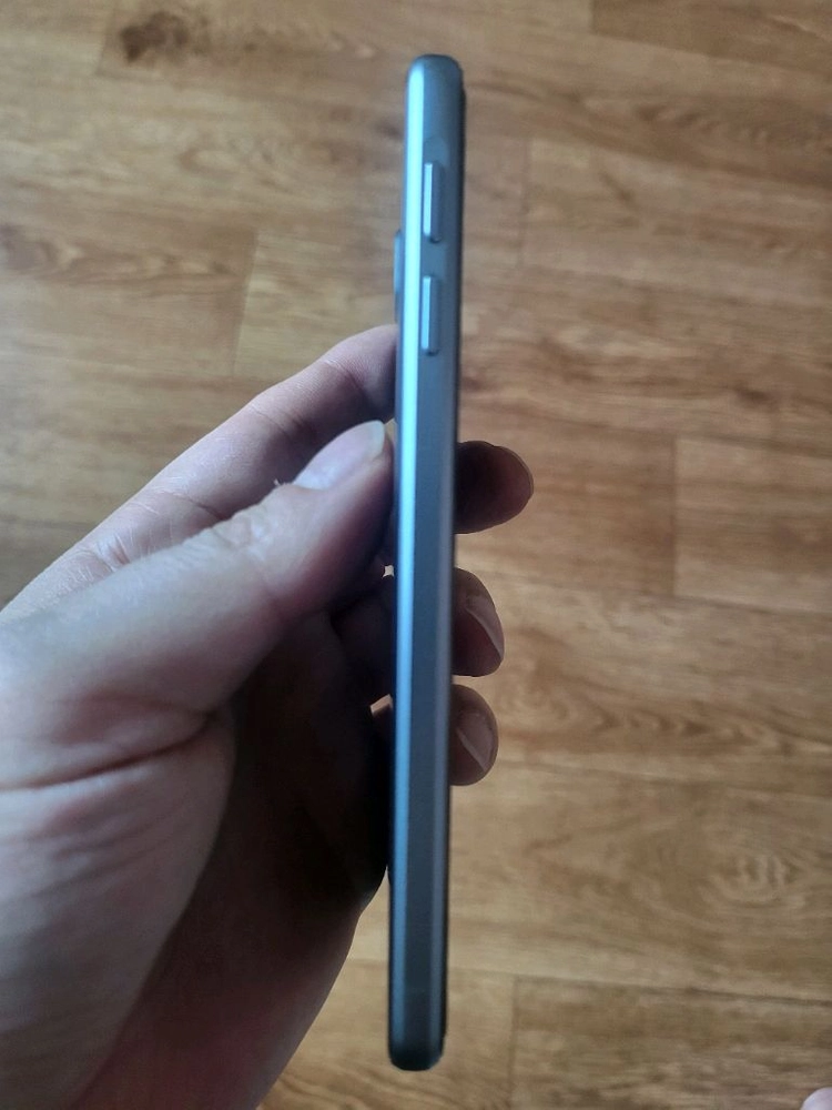 갤럭시a310 블랙 이미지