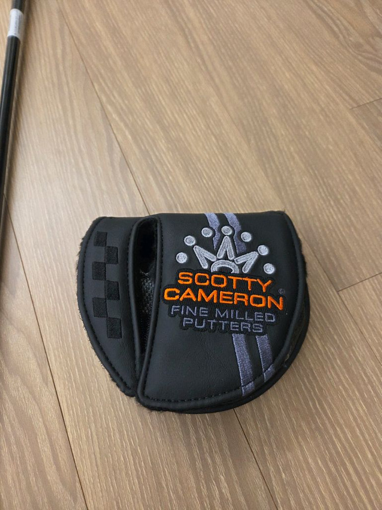 (정품)스카티카메론 H24 홀리데이 리미티드 LTD 팬텀 9.2 퍼터 이미지