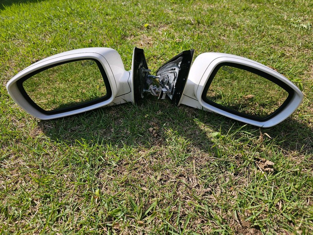 제네시스BH 14핀 흰색 사이드미러 세트 이미지