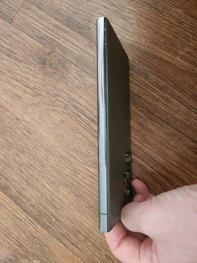 갤럭시S23울트라 딥그린 이미지