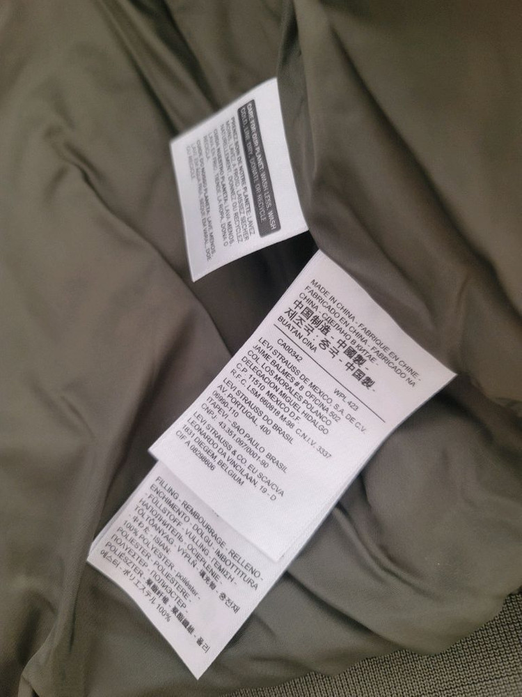 리바이스 퀄팅 카키 자켓 중간두께 S95정사이즈 상태굿--7