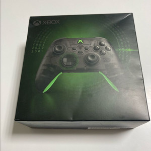 XBOX 20주년 기념 무선 컨트롤러 미개봉 새제품 팝니다 이미지