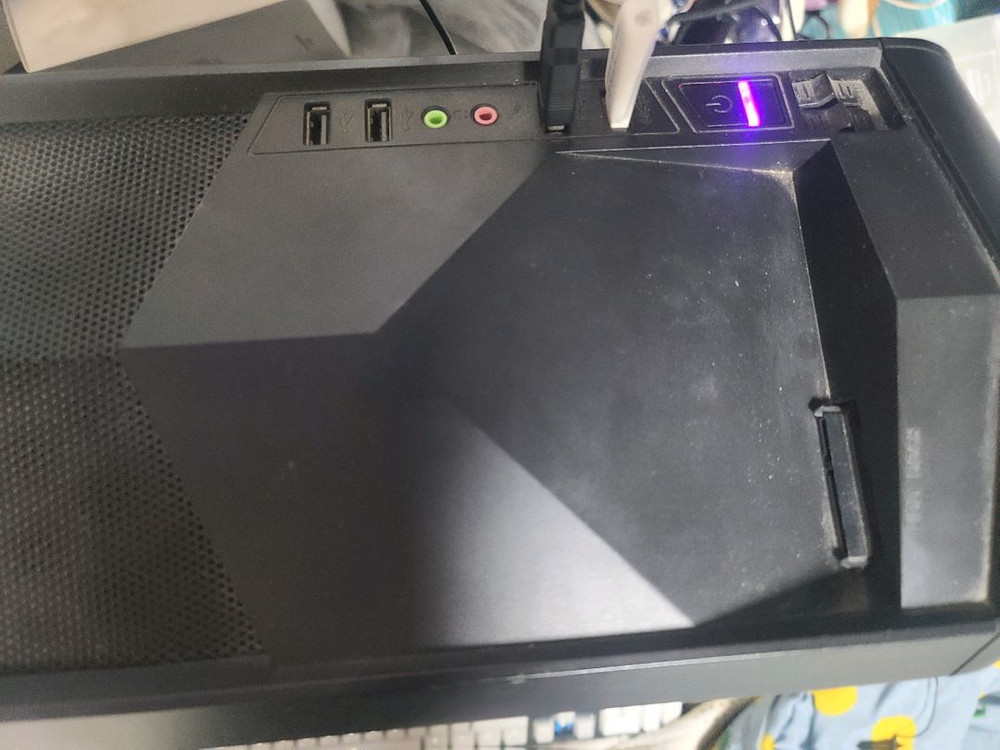 i5-7600 라데온 r9 200시리즈 그래픽 8g 램 ssd 본체 pc 이미지