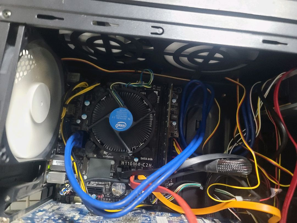 i5-7600 라데온 r9 200시리즈 그래픽 8g 램 ssd 본체 pc 이미지