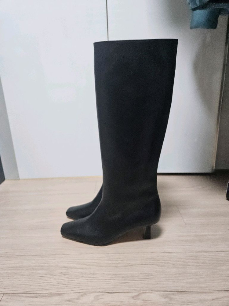 가죽 롱부츠 240사이즈--1