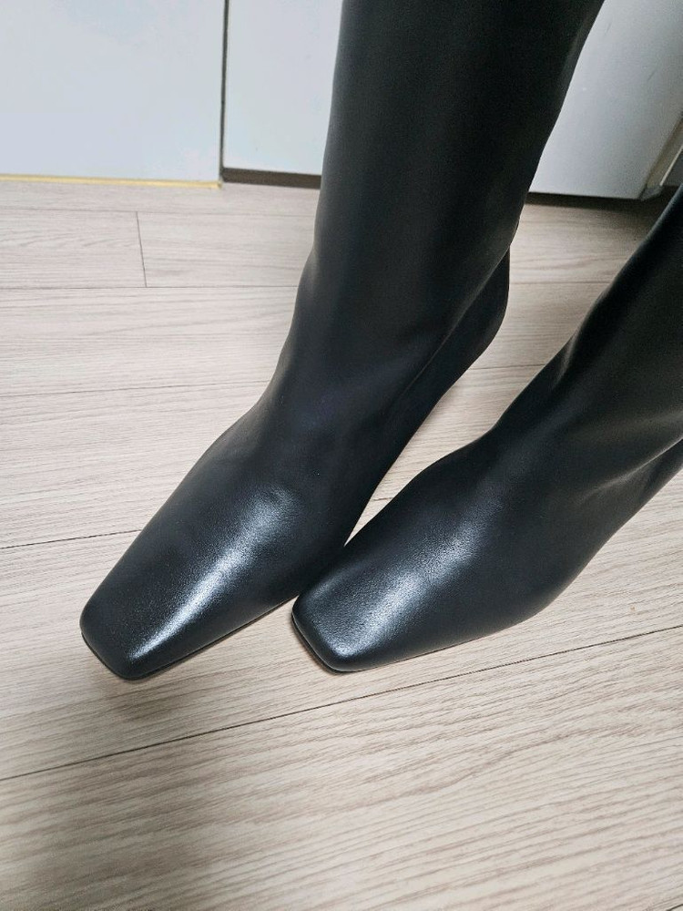 가죽 롱부츠 240사이즈--2