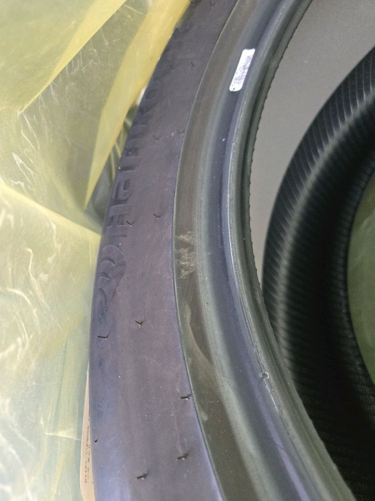 245 45 19 한국타이어 썸머 타이어 4짝 팝니다상태좋음 최저가 이미지