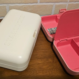 스타벅스 2022 서머 캐빈 파우치 크림/핑크