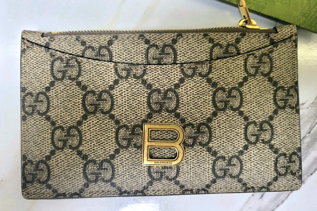 구찌 발렌시아가 콜라보 해커 프로젝트 카드지갑--1