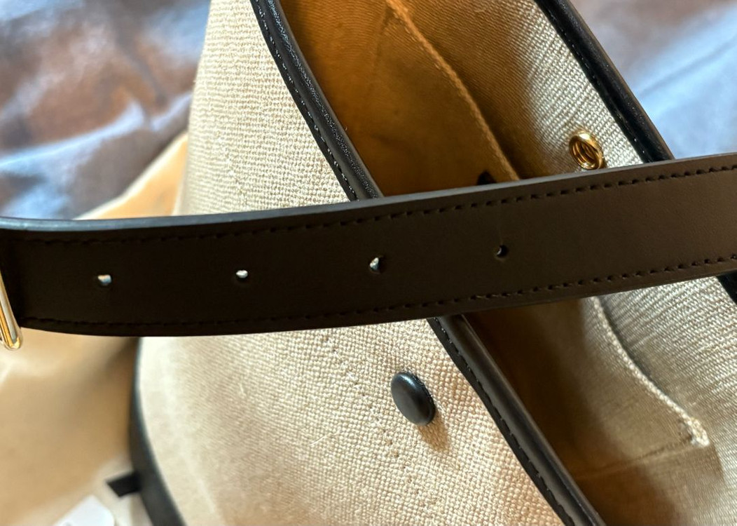 아페쎄 A.P.C 헬렌백 미디움 미듐 블랙--2