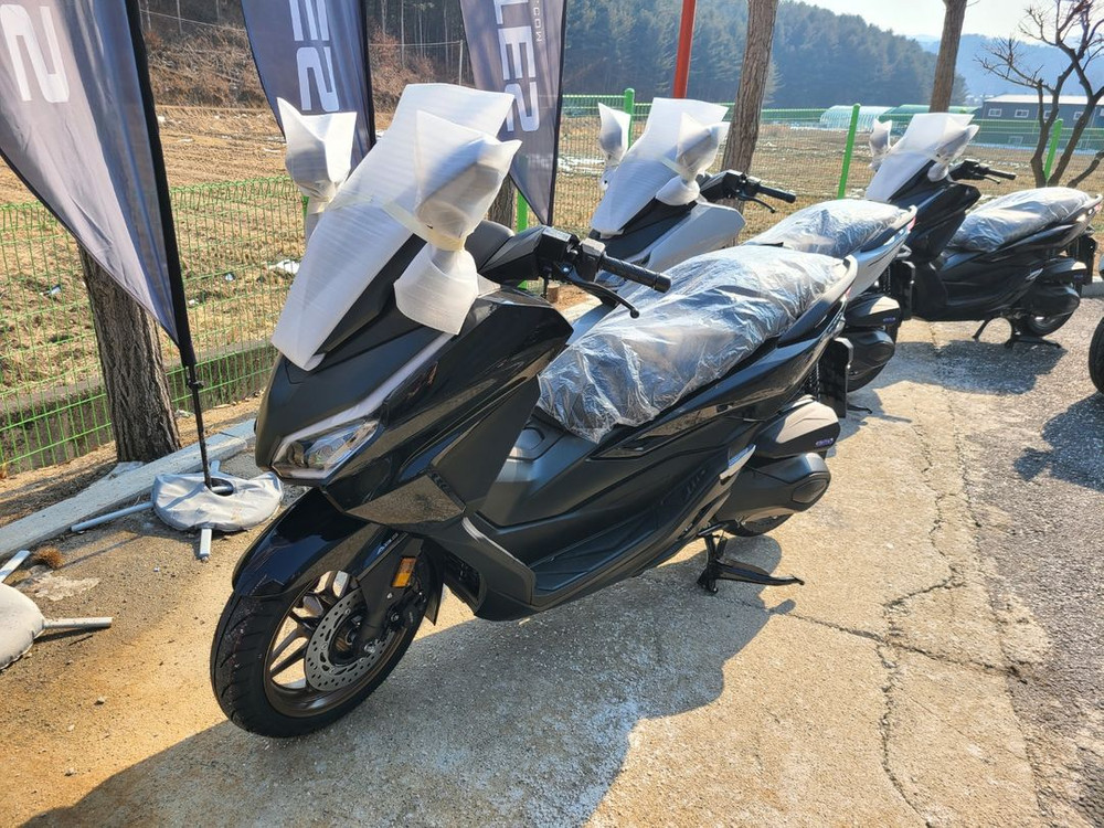 혼다 배달 오토바이 포르자350CC 스쿠터--5