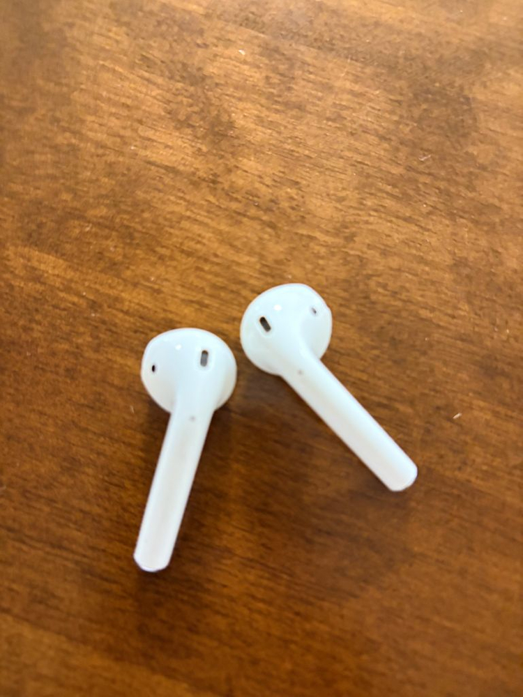 애플 에어팟2세대 무선충전 및 나이키 게이스--3