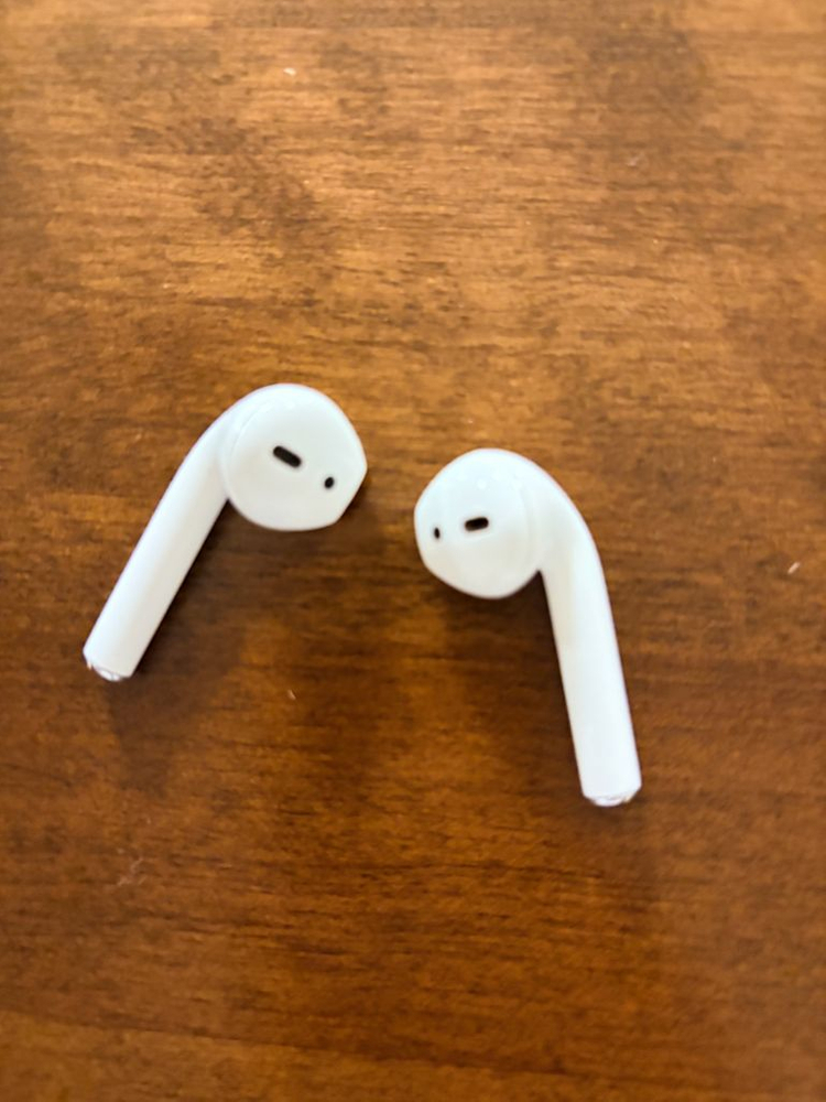 애플 에어팟2세대 무선충전 및 나이키 게이스--4