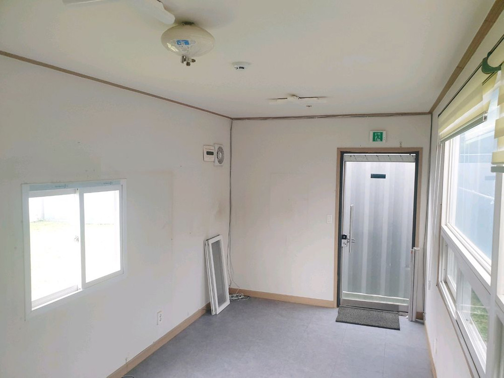 중고분양사무실 공장사무실 컨테이너 공장사무실로 깨끗하게 사용한 하이큐빅3*6컨테이너--3