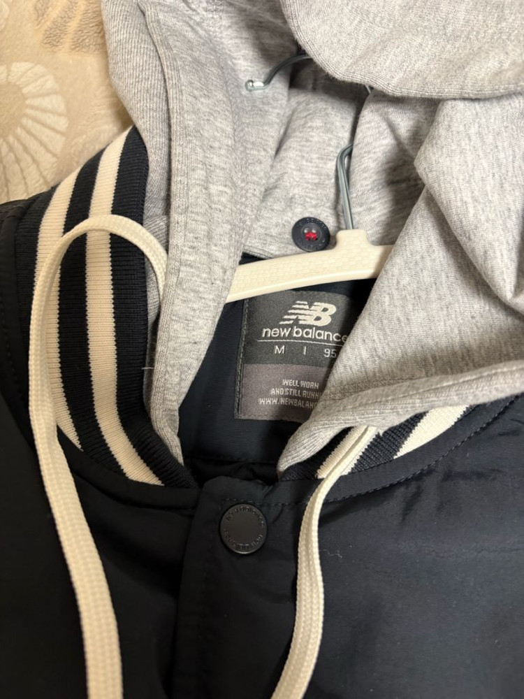 뉴발란스 UNI 바시티 패딩 자켓 네이비(M)--2