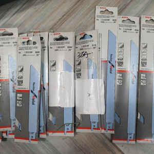 보쉬 컷쏘날 S922BF/S1122BF 새제품 일괄판매 이미지