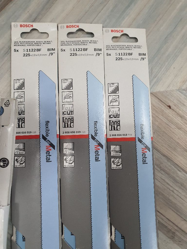 보쉬 컷쏘날 S922BF/S1122BF 새제품 일괄판매 이미지