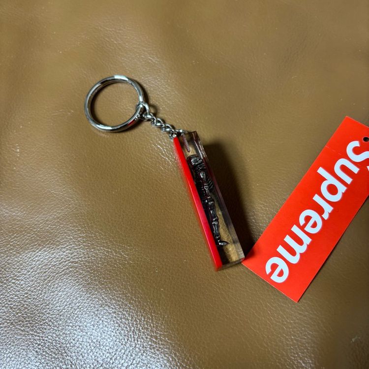 슈프림 키체인 키홀더 스켈레톤 레드--2