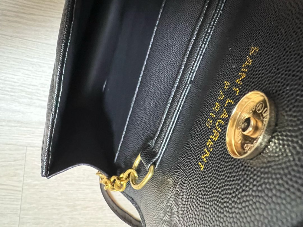 생로랑 크로스백(사기꾼 바로신고함)--4