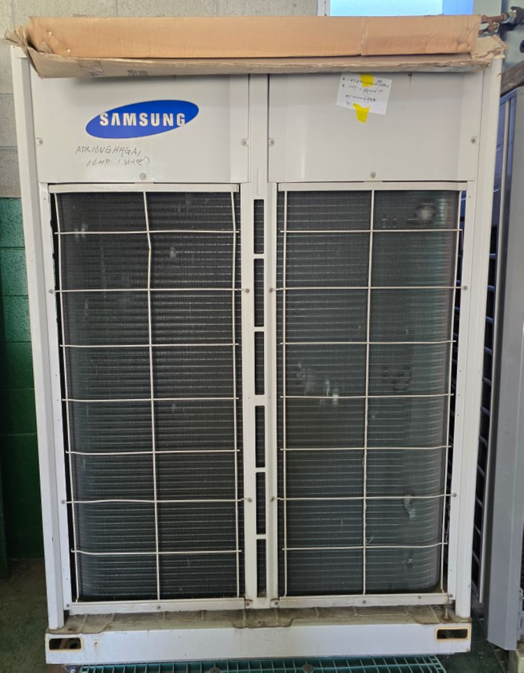 삼성 1웨이 창문형 냉난방기 실외기1대, 실내기4대 이미지