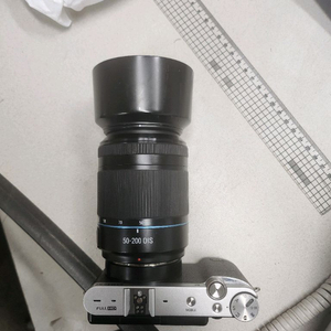 nx3000 미러리스 카메라 + 50-200mm 렌즈 세트 이미지