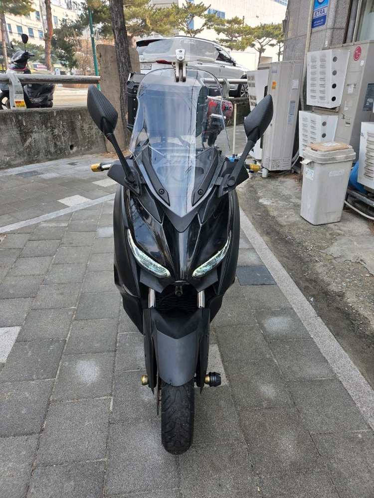 22년식 2채널 블랙박스 엑스맥스300 팝니다--2