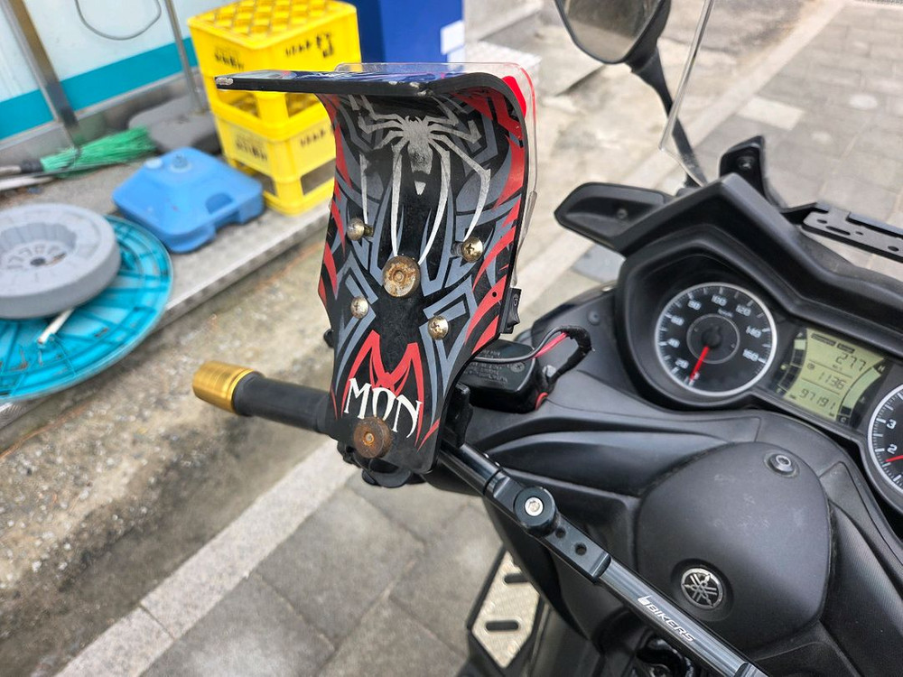 22년식 2채널 블랙박스 엑스맥스300 팝니다--5