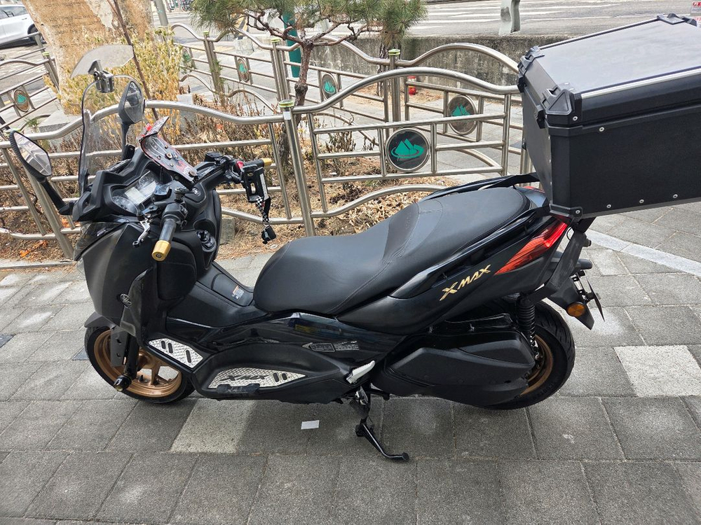 22년식 2채널 블랙박스 엑스맥스300 팝니다--7