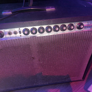 펜더트윈리버브 이미지