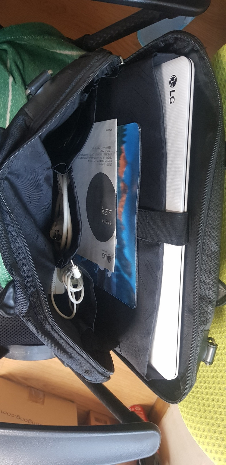 삼성, 엘지, 레노버 , 빨간색 노트북 가방 15.6인치--2