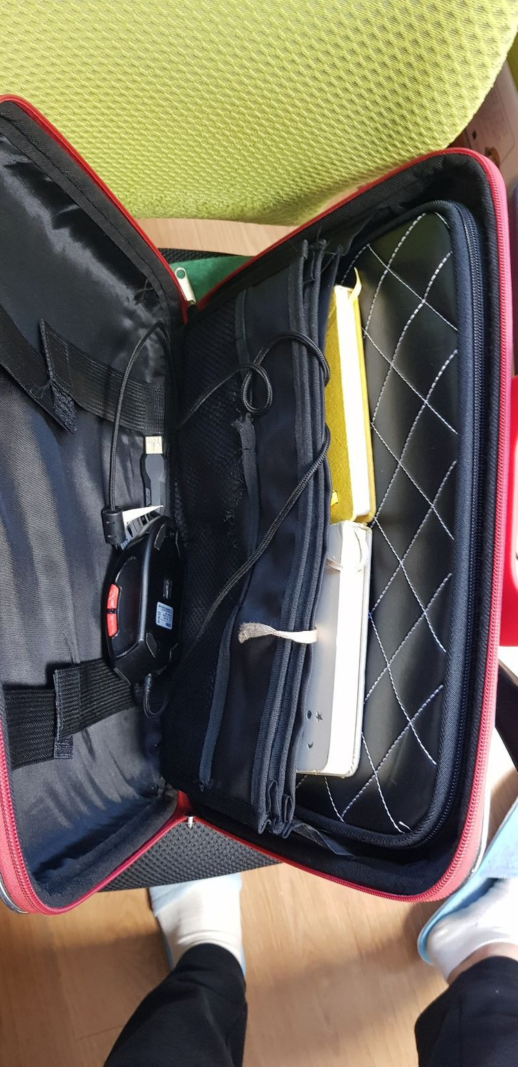 삼성, 엘지, 레노버 , 빨간색 노트북 가방 15.6인치--8