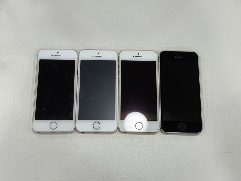 아이폰SE1 32GB 전색상 감성폰 판매합니다!--5