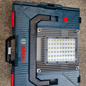 보쉬 공구함 LED 작업등 GLI PortaLED 136 이미지