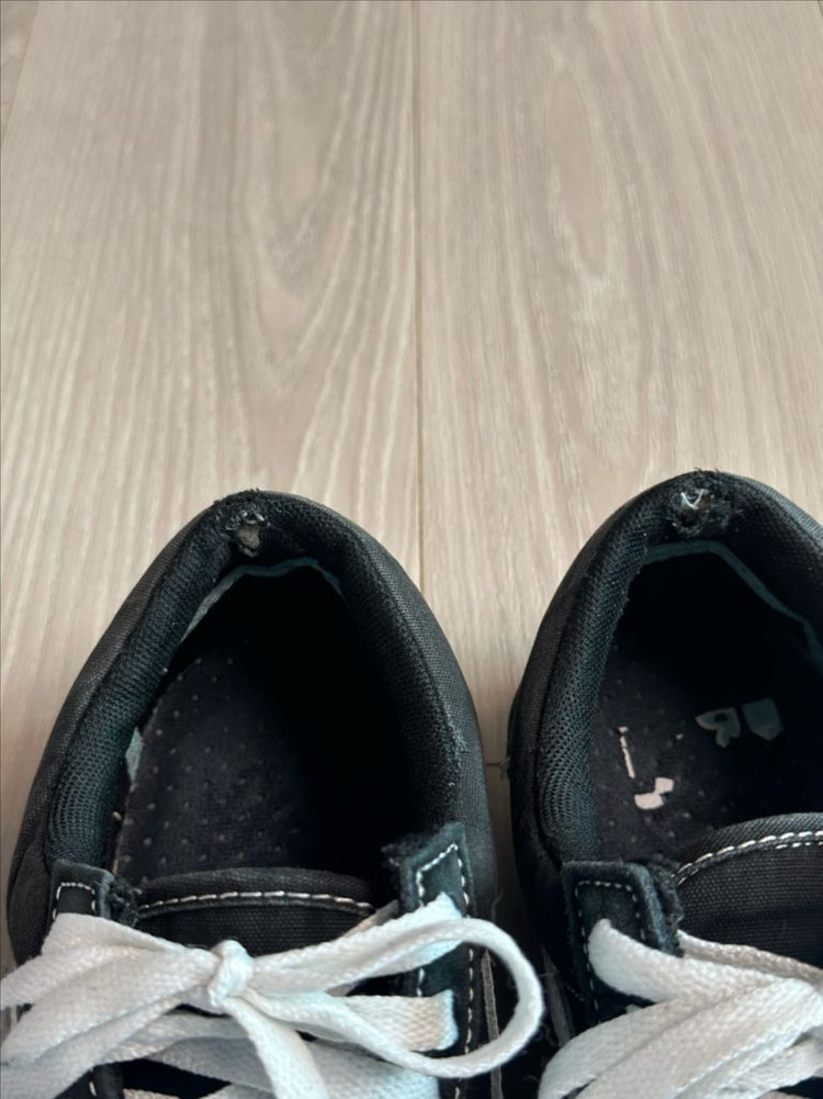 반스 올드스쿨 컴피쿠시 블랙/화이트 265mm--2