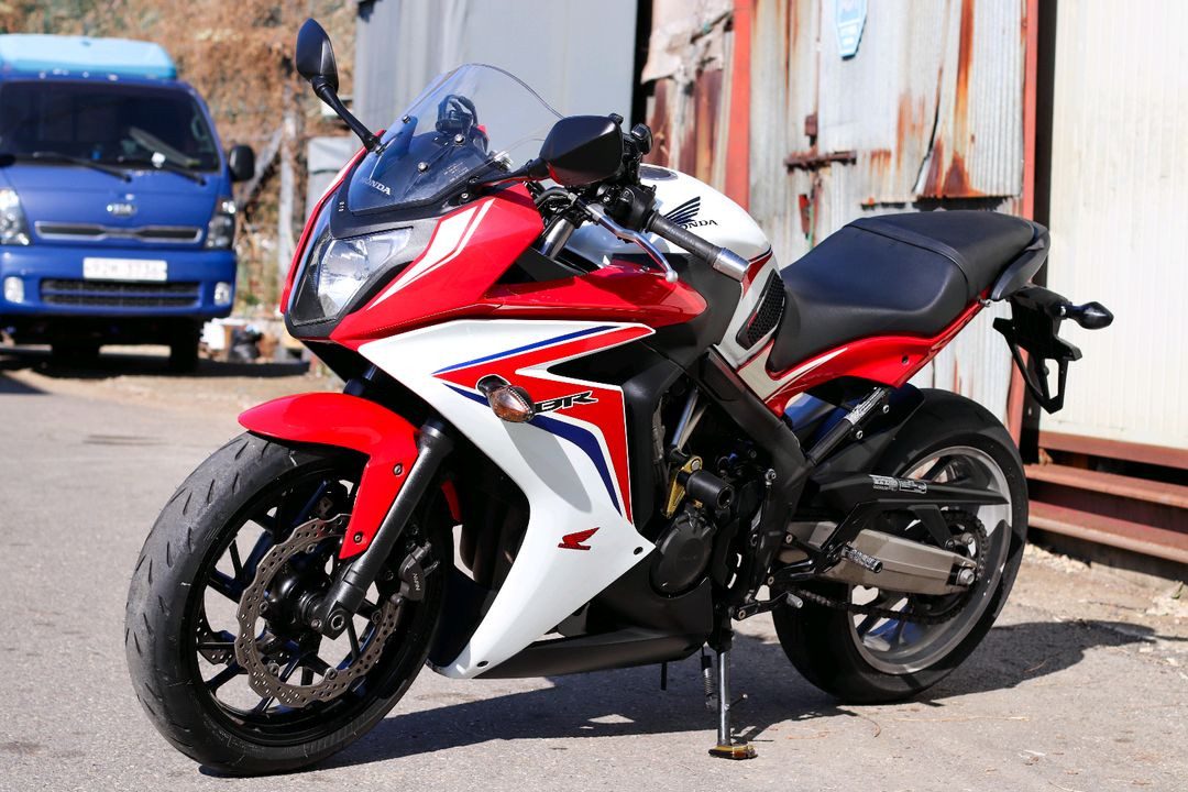 cbr650f 혼다 2014년식 오토바이 판매합니다--3