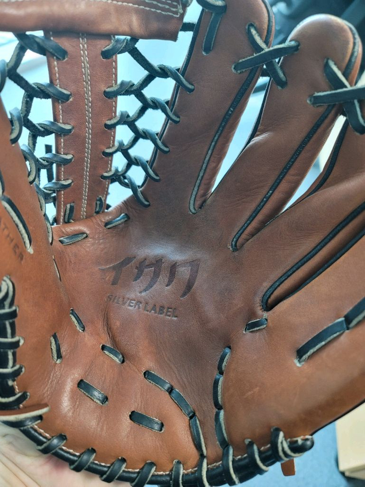 이사쿠 외야 야구 글러브--6