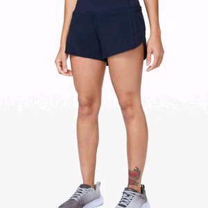 룰루레몬 Speed Up Short 4 사이즈 반바지