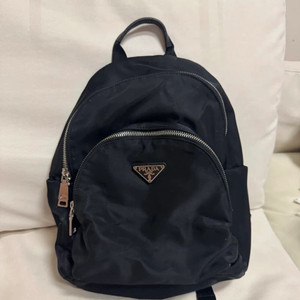 프라다 백팩