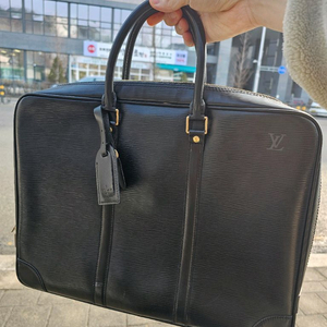 [정가110만원]루이비통 에피 포르트 도큐먼트 보야주 브리프케이스 서류가방 골프백
