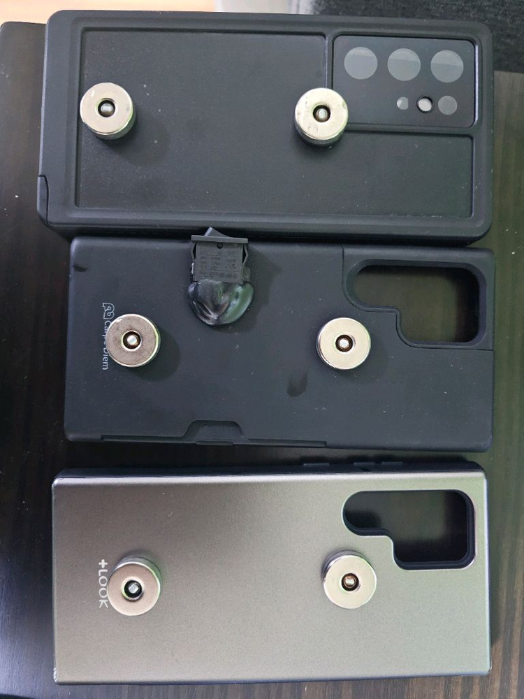 갤럭시23울트라 자석케이스 이미지