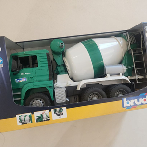브루더man 시멘트믹서 시멘트트럭 중장비