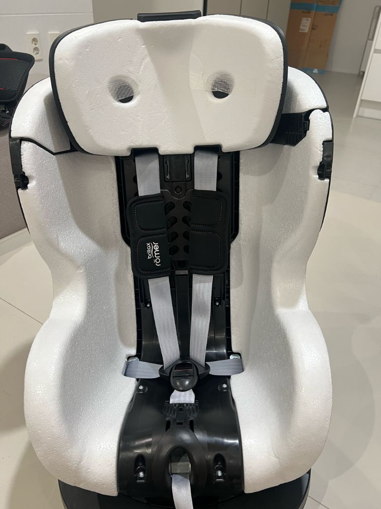 브라이텍스 듀얼픽스 i-Size 아이사이즈 카시트--5