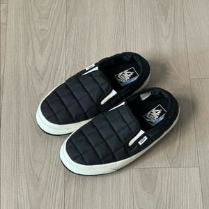 반스 퀄팅 패딩 슬립온 블랙 L (270-280)