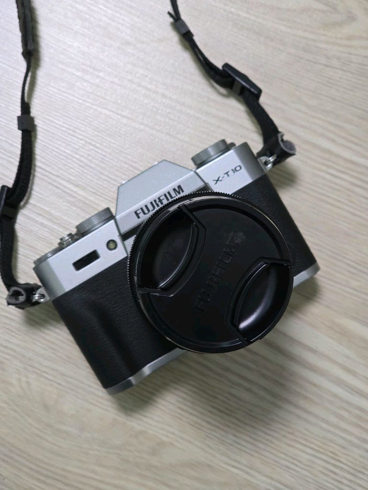 후지필름 X-T10 바디 + XF18-55mm 렌즈 팝니다.--2