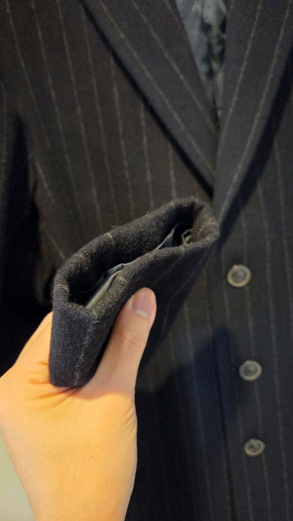 지이크 파렌하이트 네이비 스트라이프 코트--2