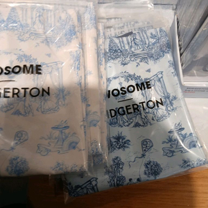 투썸브리저튼 콜라보 에코백.아이보리