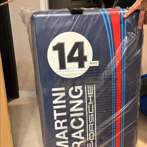 포르쉐 마티니 레이싱 캐리어 31인치