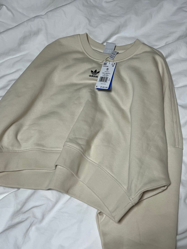 아디다스 에센셜 크루 플리스 스웻셔츠 S--3