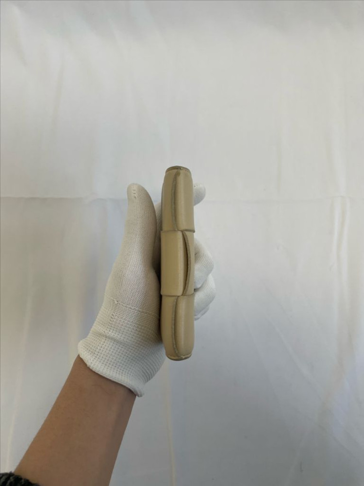 보테가베네타 카세트 플랩 중지갑 [os]--5